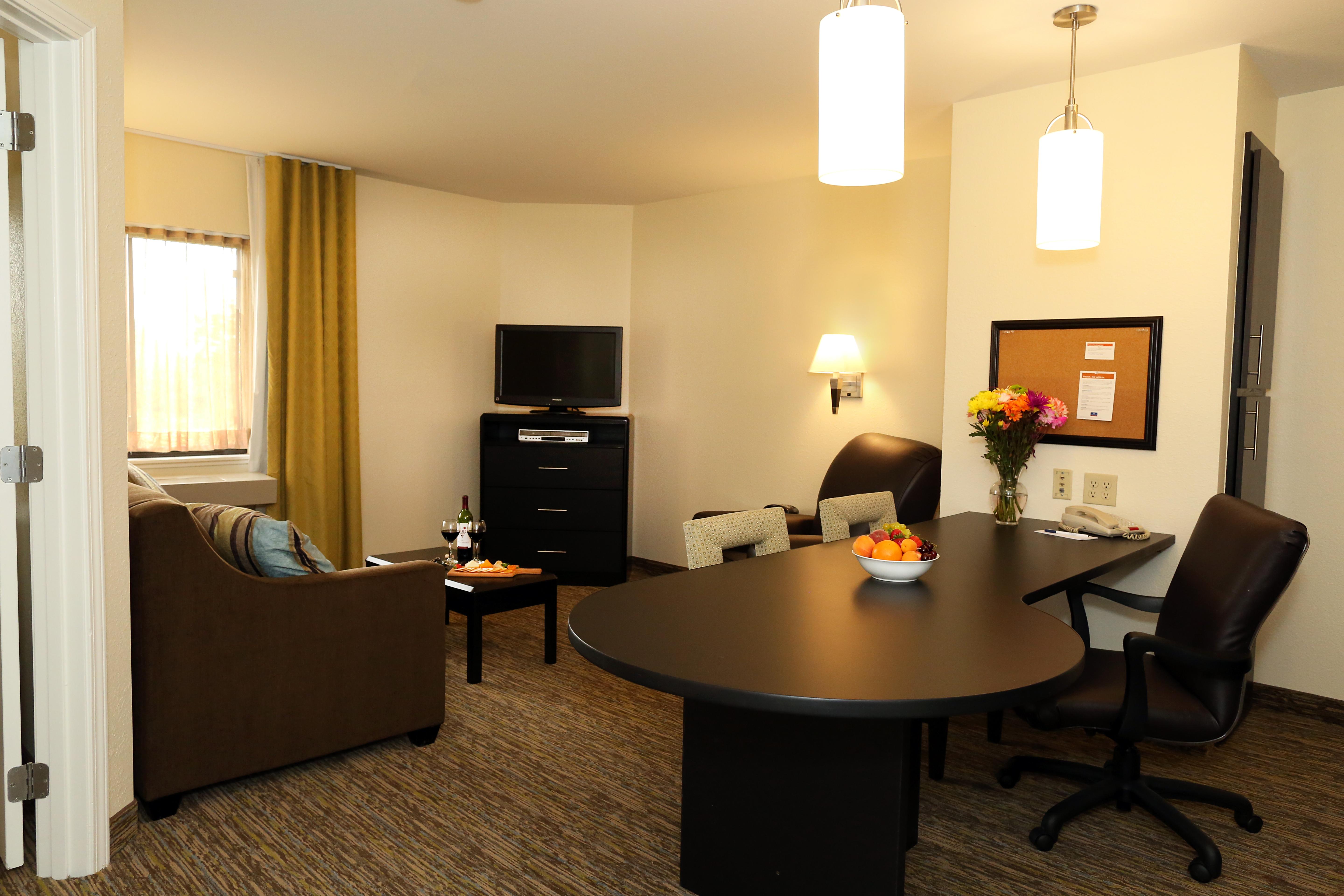 Candlewood Suites East Lansing By Ihg Esterno foto