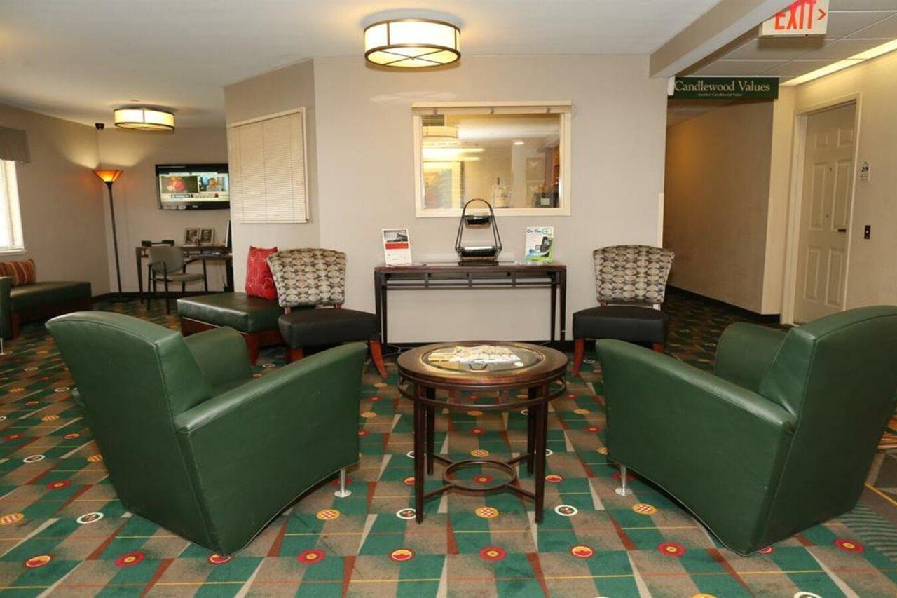 Candlewood Suites East Lansing By Ihg Esterno foto