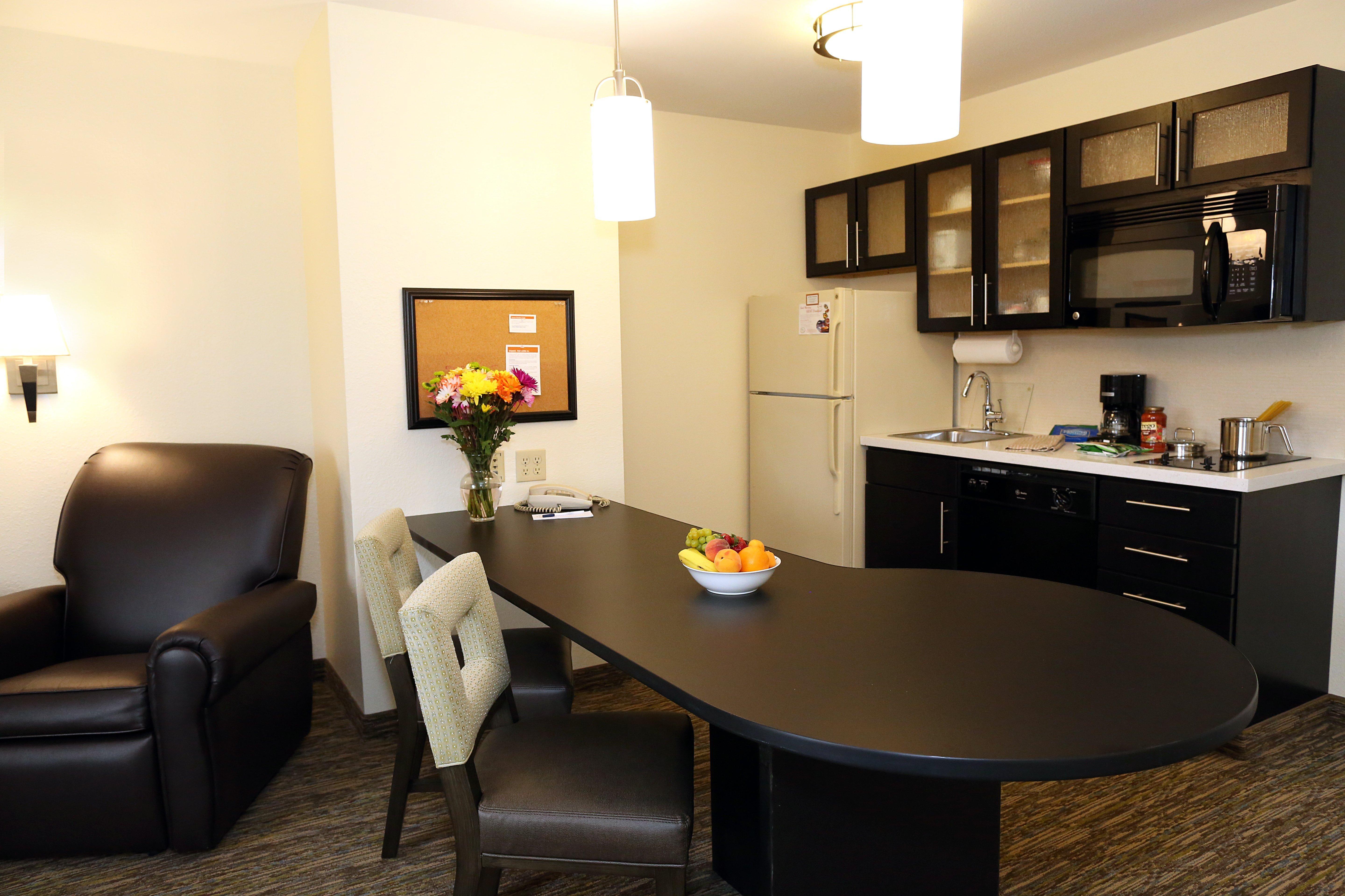Candlewood Suites East Lansing By Ihg Esterno foto